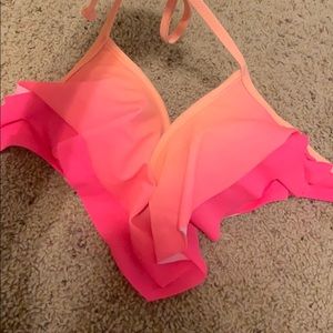 Hanging ruffle ombré swim top
